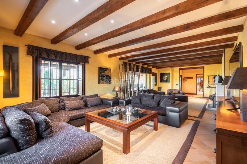 Foto ecf07125-c941-478f-8596-fec37fbc3d26. Xalet amb xemeneia calefacció piscina a Manzanares el Real