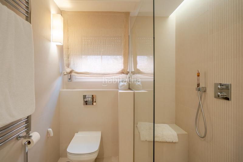 Foto 0c7cd4c4-ad18-4c62-bade-7473d40f6f2a. Doppelhaus mit heizung parking pool in Las Marías Torrelodones