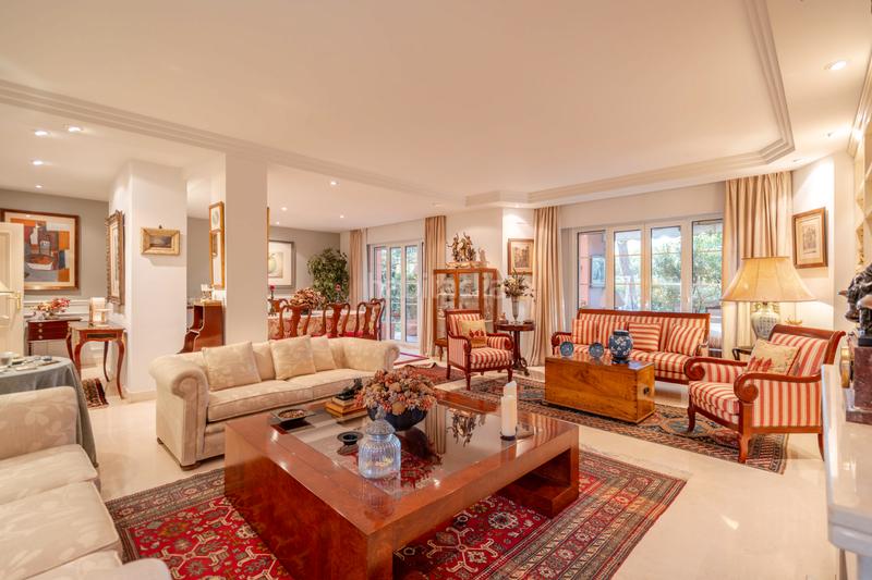 Foto 32bc006c-b148-48b0-97ef-6a0166661341. Doppelhaus mit heizung parking pool in Las Marías Torrelodones