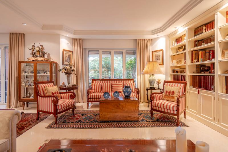 Foto 50bf8b79-4b5d-464c-9be4-19fc885bdbb6. Doppelhaus mit heizung parking pool in Las Marías Torrelodones