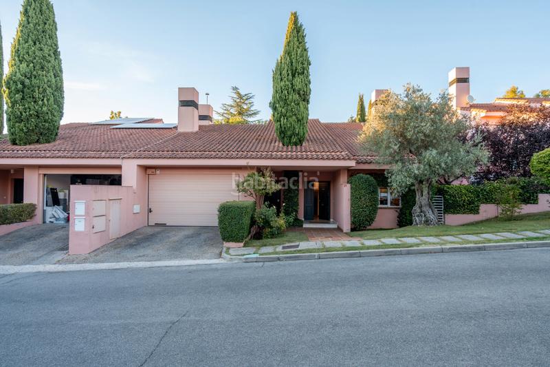 Foto b58520c0-bd1c-438a-90a1-83ea6ace7b4b. Doppelhaus mit heizung parking pool in Las Marías Torrelodones