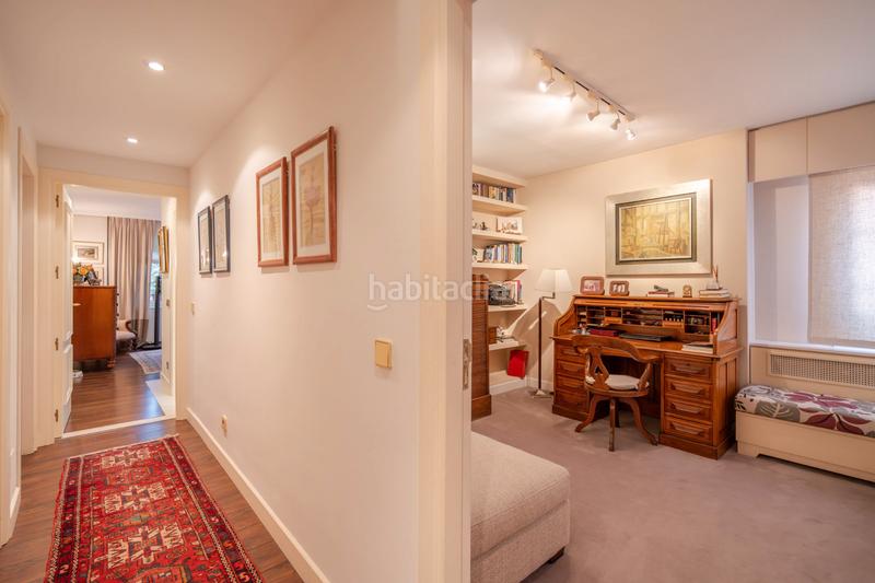 Foto df9b2ebc-ff62-4322-9b7d-af4fc84b7011. Doppelhaus mit heizung parking pool in Las Marías Torrelodones