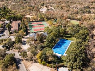 Maison jumelée à Becerril de la Sierra. ^**^exclusivo chalet en urbanización premium con club social y s