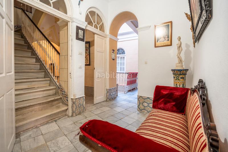 Foto 6008c388-53b0-4f74-8d11-635bdeef5e8d. Casa amb xemeneia calefacció a Centro Jerez de la Frontera