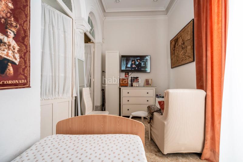 Foto 8d8d2234-5821-4945-a593-9b4342e49319. Casa amb xemeneia calefacció a Centro Jerez de la Frontera