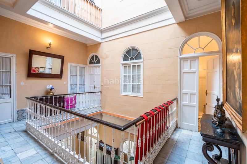 Foto 90c9ff58-cd0a-4e5e-aed1-f64edc686f6c. Casa amb xemeneia calefacció a Centro Jerez de la Frontera