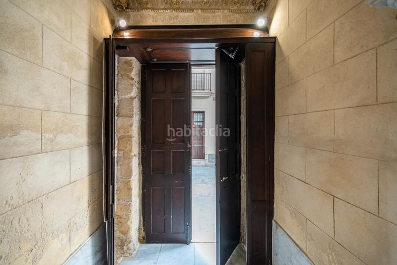Foto 9d2906f6-264d-4e92-8d59-b22358bb2c0f. Casa amb xemeneia calefacció a Centro Jerez de la Frontera