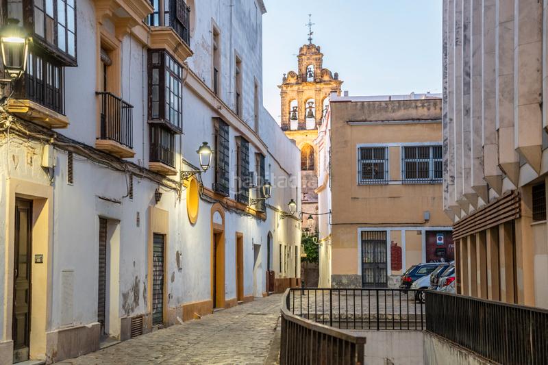Foto ab00d7ec-0df5-467b-aeae-4371f26a73a0. Casa amb xemeneia calefacció a Centro Jerez de la Frontera