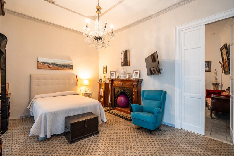 Foto d215a68d-aabd-4b2c-8881-e1a0774bd693. Casa amb xemeneia calefacció a Centro Jerez de la Frontera