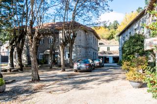 Edificio en Guadarrama. ^**^complejo turístico único en el puerto de guadarrama con lice