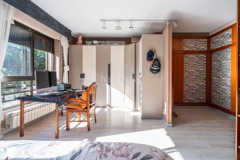 Foto 699cdceb-8960-48c8-af14-664ea0f1f113. Casa adossada amb xemeneia calefacció aparcament piscina a Galapagar