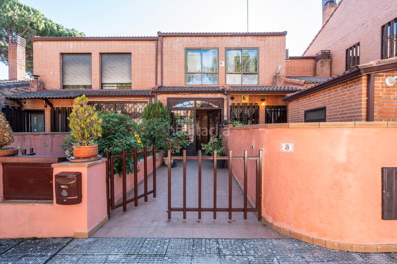 Foto a55f84fc-bbe0-41da-ae38-66c395531ba1. Casa adossada amb xemeneia calefacció aparcament piscina a Galapagar