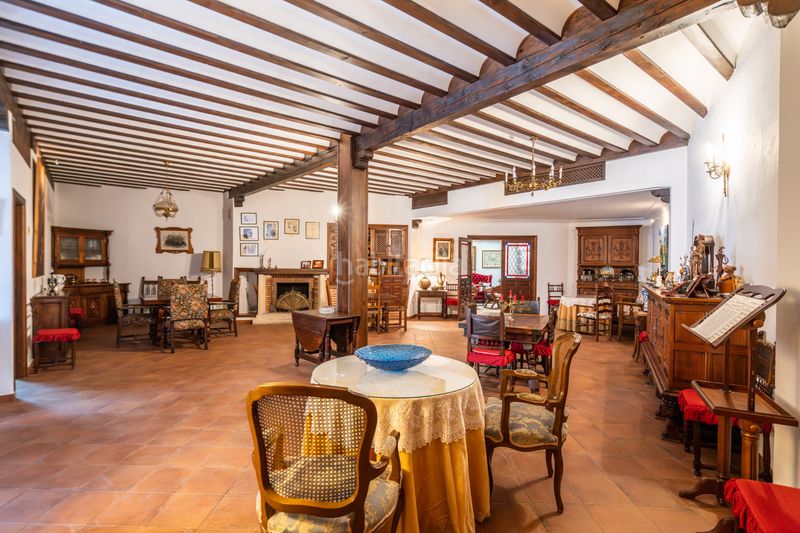 Foto 5dce9247-076f-4612-8407-dd079fb6265d. Edifici a Toboso (El)