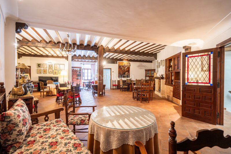 Foto 646b1d51-f539-49d3-a62d-e470fa67f350. Edifici a Toboso (El)