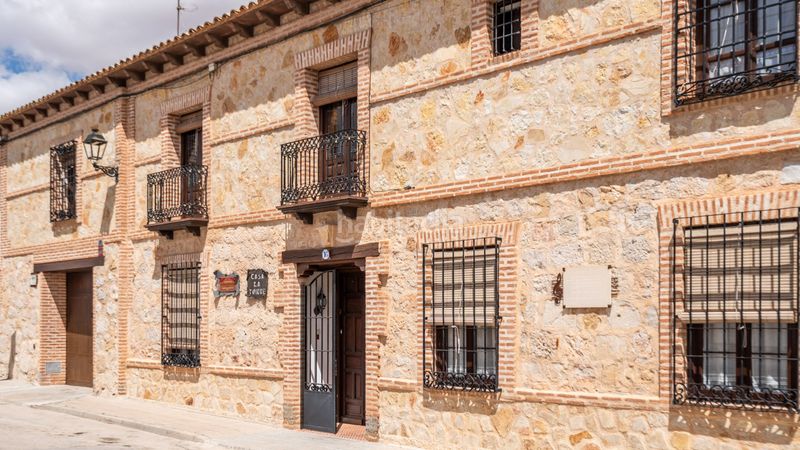 Foto e546b98d-0924-4375-9c22-084ad9b93bf2. Edifici a Toboso (El)