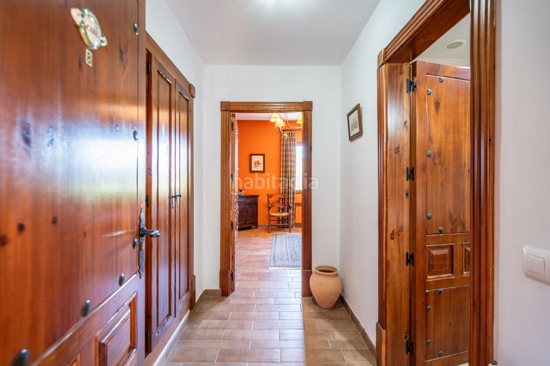 Foto aa5d85b2-3151-4843-84d7-c8c78256b4e5. Masia amb xemeneia calefacció a Cenicientos
