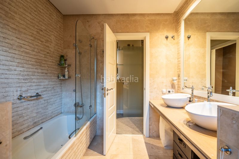 Foto 5a5ff4b5-2c15-4d62-b08c-00cfe3d8b123. Chalet mit kamin parking pool in El Pinar-Punta Galea Rozas de Madrid (Las)