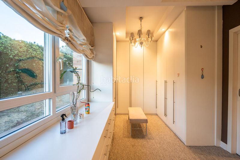 Foto b57b091d-2578-4d95-852d-7fc86e640384. Chalet mit kamin parking pool in El Pinar-Punta Galea Rozas de Madrid (Las)