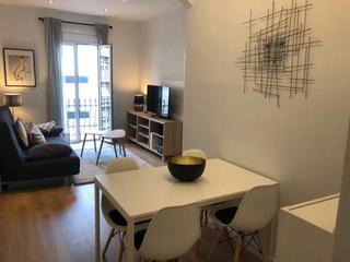 Affitto Appartamento  Carrer de rocafort. Apartamento agradable y luminoso