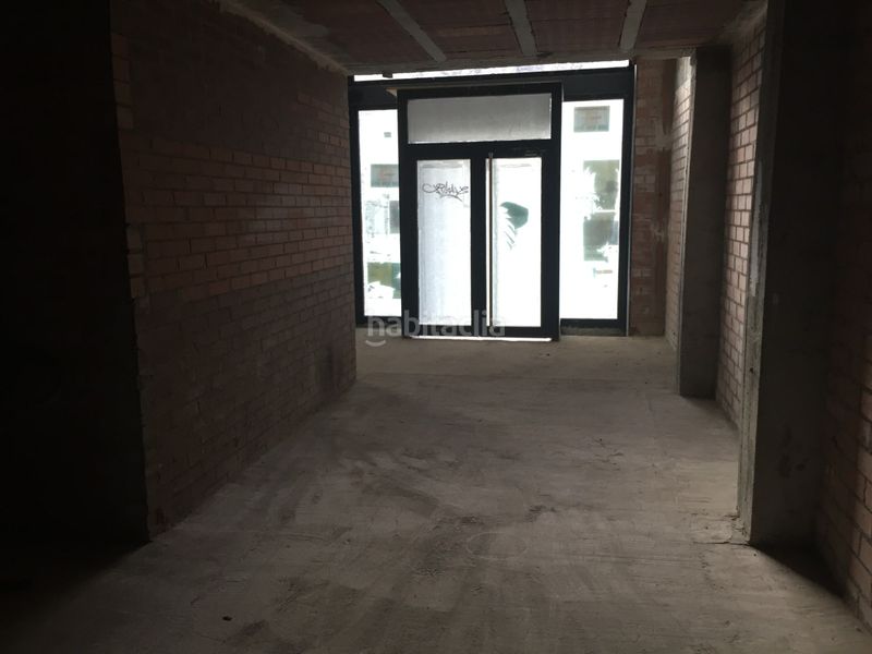 Foto a5a49013-9ecd-4068-85b2-9adac98c55fc. Lloguer local comercial a Príncep de Viana-Clot-Xalets Humbert Torres Lleida