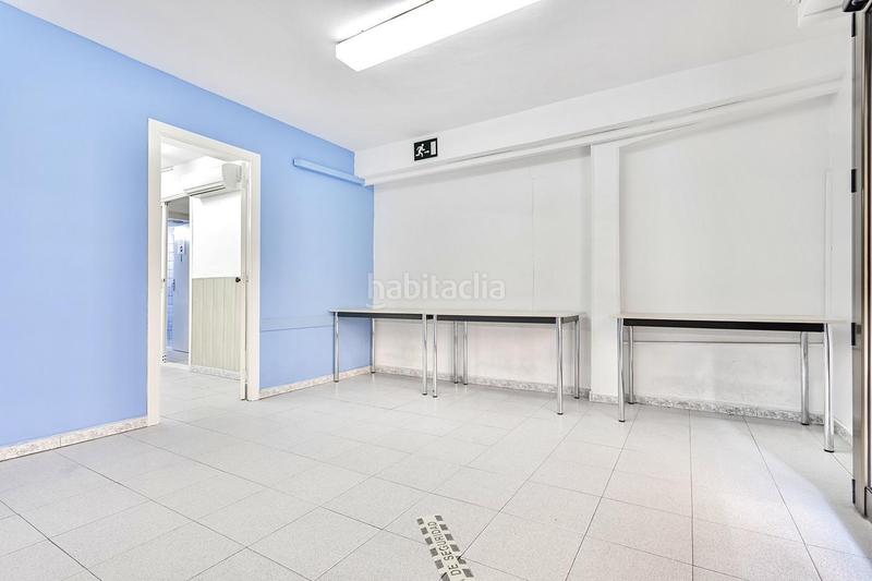 Foto 453a0cbd-c7ef-477a-8214-954700ff27f1. Local commercial dans Artigues Badalona