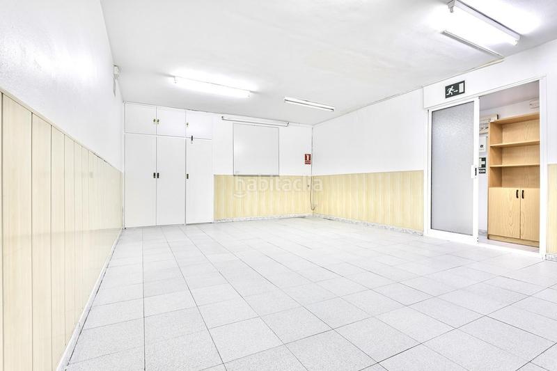 Foto 75ffeea0-914e-4da3-a878-9f5039c60a0c. Local commercial dans Artigues Badalona