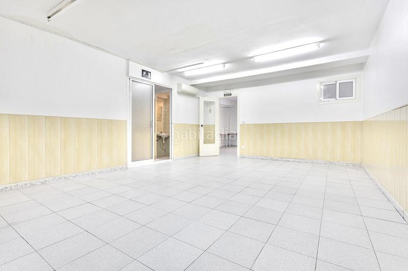 Foto e13c884d-5ff3-423c-a220-d404bfe1882a. Local commercial dans Artigues Badalona