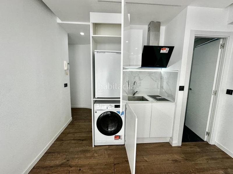 Foto 4027ffec-2bb1-4b56-b5b6-b2ba5be72239. Estudi a Guindalera Madrid