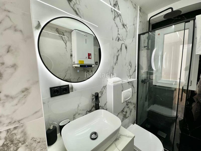 Foto f2ba823d-7a23-4b61-b20a-63748c249f1a. Estudio en Guindalera Madrid