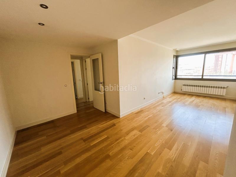 Foto 33f88611-33f6-410a-b769-e5a52c1f3506. Location appartement avec chauffage parking piscine dans Madrid