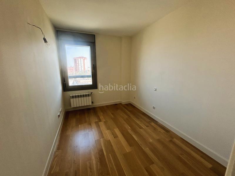 Foto 8f96005b-ef96-49eb-b47e-2c2bcba6f6bf. Location appartement avec chauffage parking piscine dans Madrid