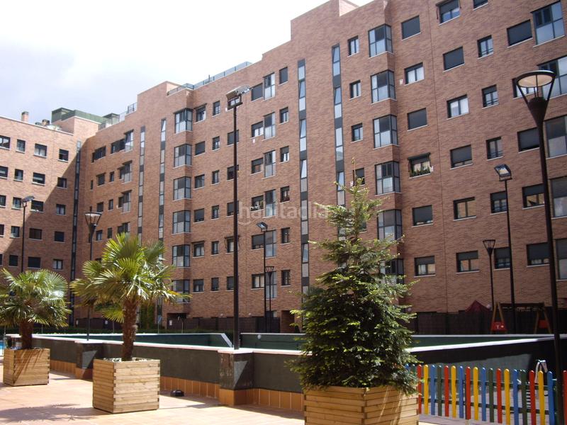 Foto 8f89f943-849d-4805-99db-2d9fa90ecfd5. Affitto appartamento con riscaldamento parcheggio piscina in Madrid