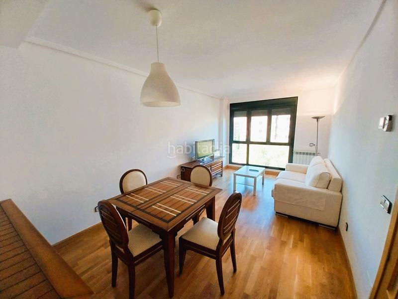 Foto f33633ab-0733-44c3-838d-2c525834a45b. Location appartement avec chauffage parking piscine dans Madrid