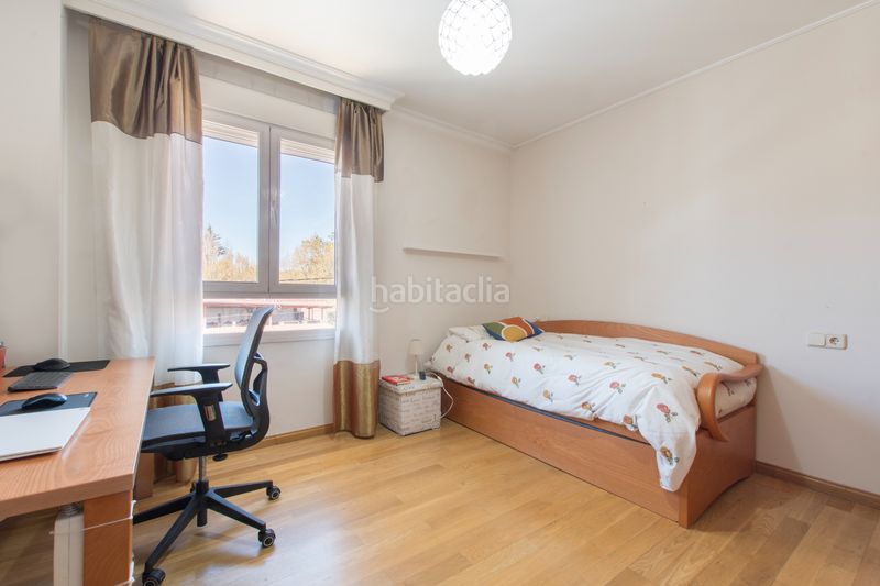 Foto d0a77d43-a02c-4e36-a7b7-6c0b5cf6723c. Àtic amb calefacció aparcament piscina a Pueblo Pozuelo de Alarcón
