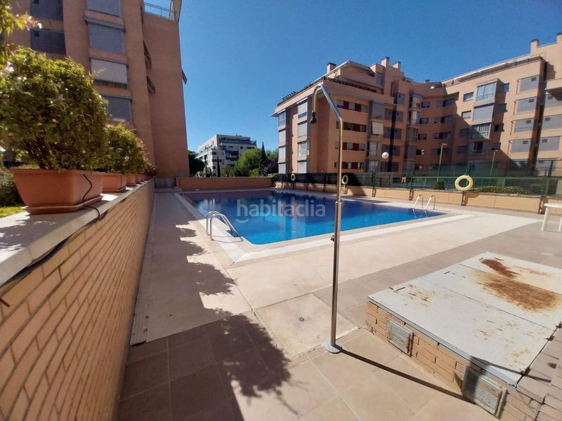 Foto 0ad8614c-5ba6-406c-928d-1c3a9d3cfe17. Rent flat with heating parking pool in Sanchinarro Madrid