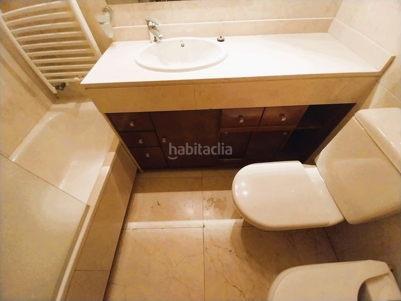 Foto 68637b75-ef43-4117-8420-a141dec17119. Rent flat with heating parking pool in Sanchinarro Madrid