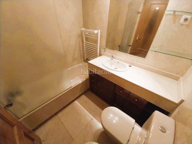 Foto 7628ecfe-f673-4f6d-9eef-3b7c87481b9e. Rent flat with heating parking pool in Sanchinarro Madrid