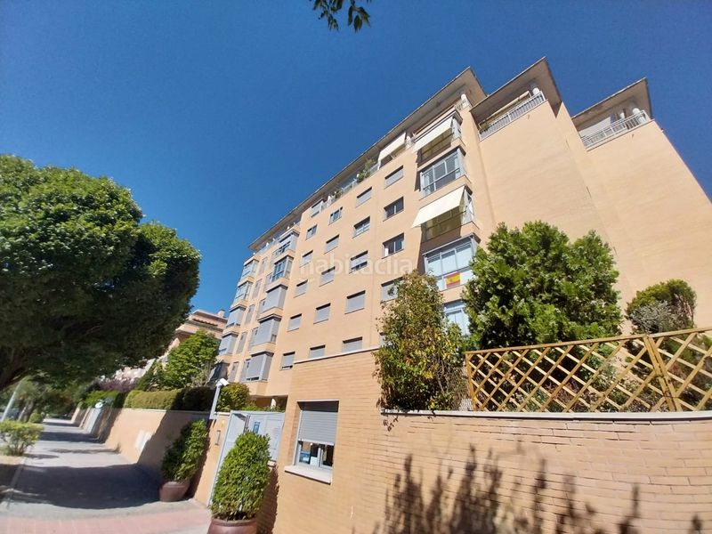 Foto 9bd57de2-e111-483b-9e22-37015572b7fe. Rent flat with heating parking pool in Sanchinarro Madrid