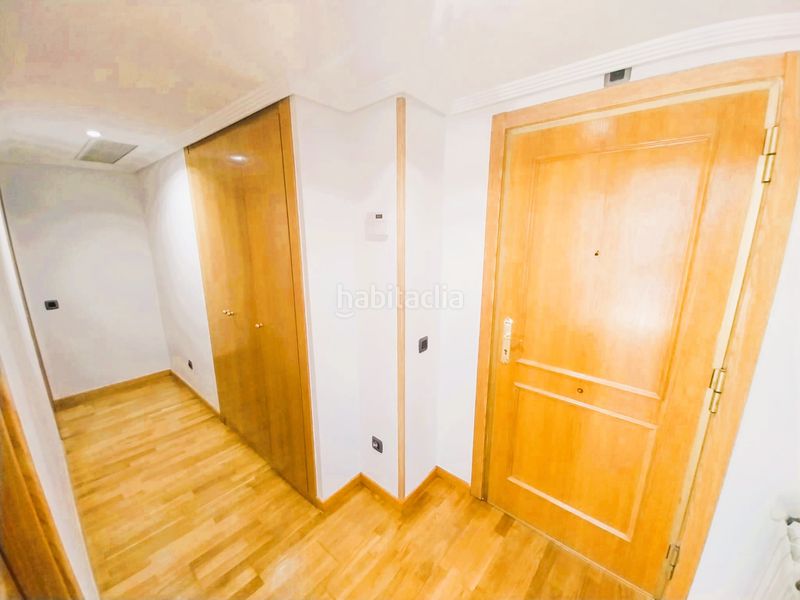 Foto cada9597-19c6-4fce-8a0e-49607059198c. Rent flat with heating parking pool in Sanchinarro Madrid