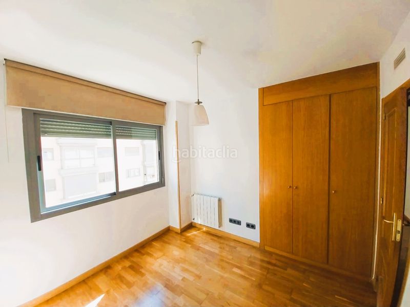 Foto e1a294ef-48ae-4a60-b0cd-70c64d421f27. Rent flat with heating parking pool in Sanchinarro Madrid