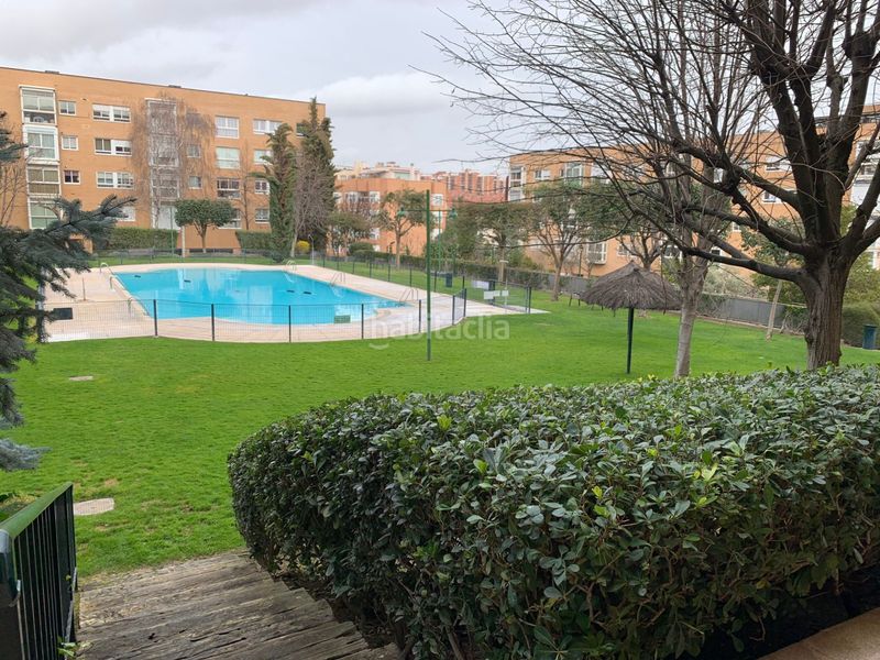 Foto 20c24e3c-40ba-4b30-ada9-2b02a19cb5ee. Lloguer apartament amb calefacció aparcament piscina a Madrid