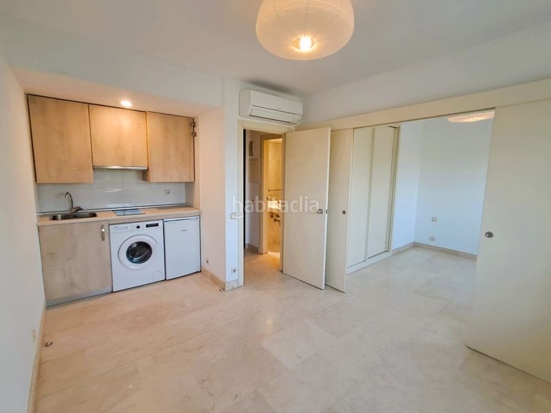 Foto 49e7327b-215a-49ae-97fe-fd88d24ec618. Lloguer apartament amb calefacció aparcament piscina a Madrid