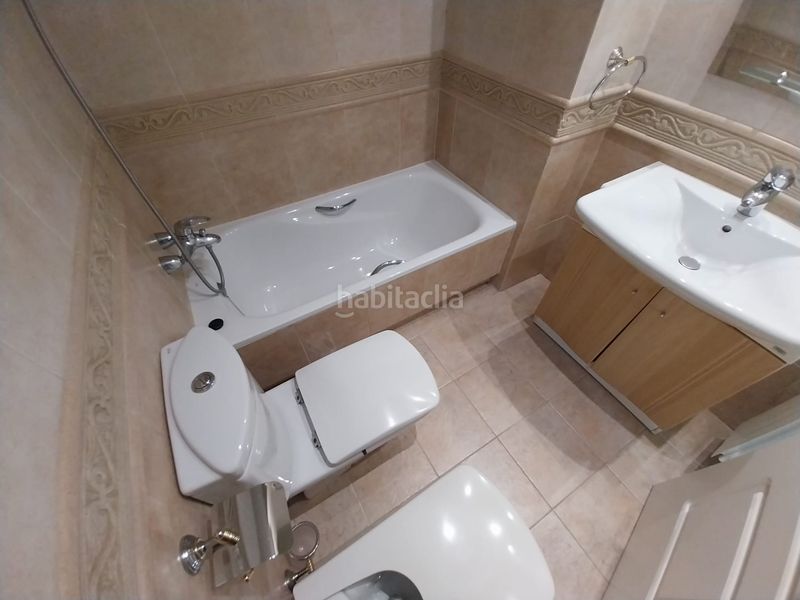 Foto 58565045-b31c-48b6-ae0a-a7d4e294c0e2. Rent flat with heating parking pool in Centro Alcobendas