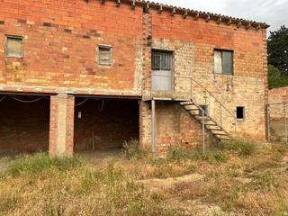 Xalet  Vial camino. Casa totalmente a  reformar de 200m2 en partida de torre de sanu