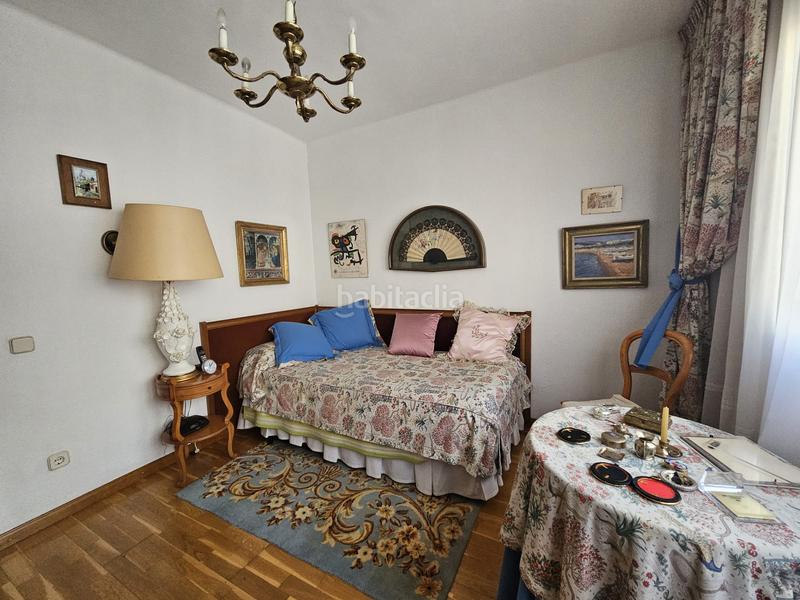 Foto e244d060-9a65-48d1-8915-5c2d8298e53f. Alquiler piso gran piso señorial con vistas al rio en Lleida