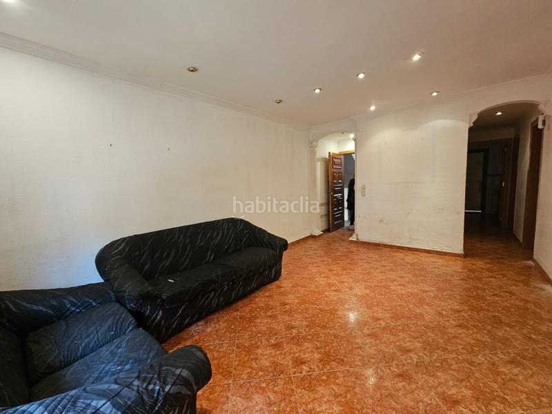 Foto e2143359-0c45-429a-9dd0-e46078c677d1. Appartamento con riscaldamento in La Bordeta Lleida