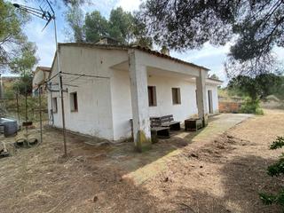 Xalet a Torres de Segre. Casa con vistas al pantano d'utxesa
