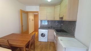 Location Appartement  Carrer alcalde costa. Estudio seminuevo seminuevo