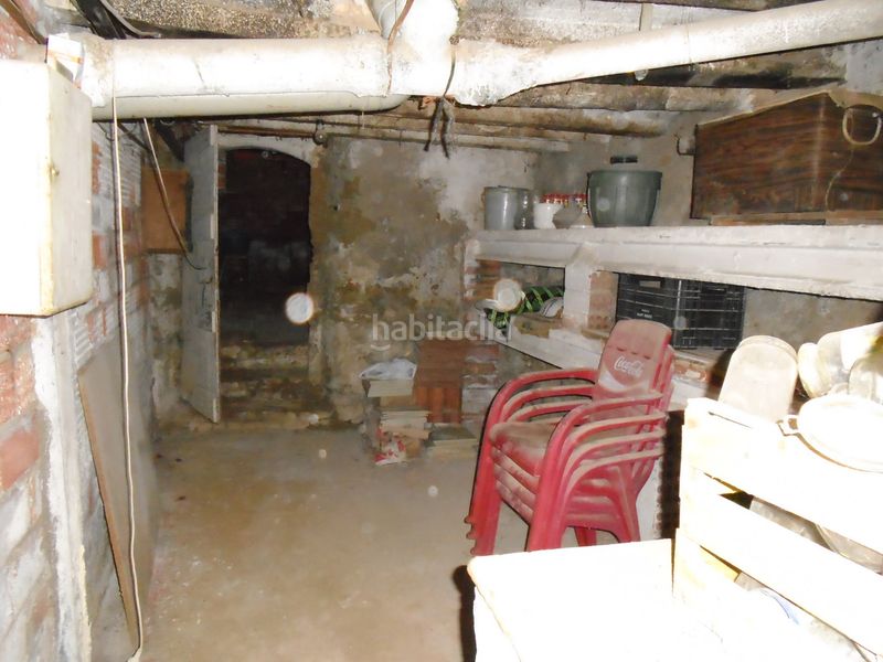 Foto d60fda07-d3ca-47ef-a037-fb0e57238c16. Masia amb calefacció aparcament a Rosselló
