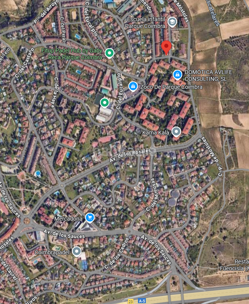 Foto 02317ce0-97ce-4a39-aed2-790039c84877. Casa amb piscina a Parque Coimbra Móstoles